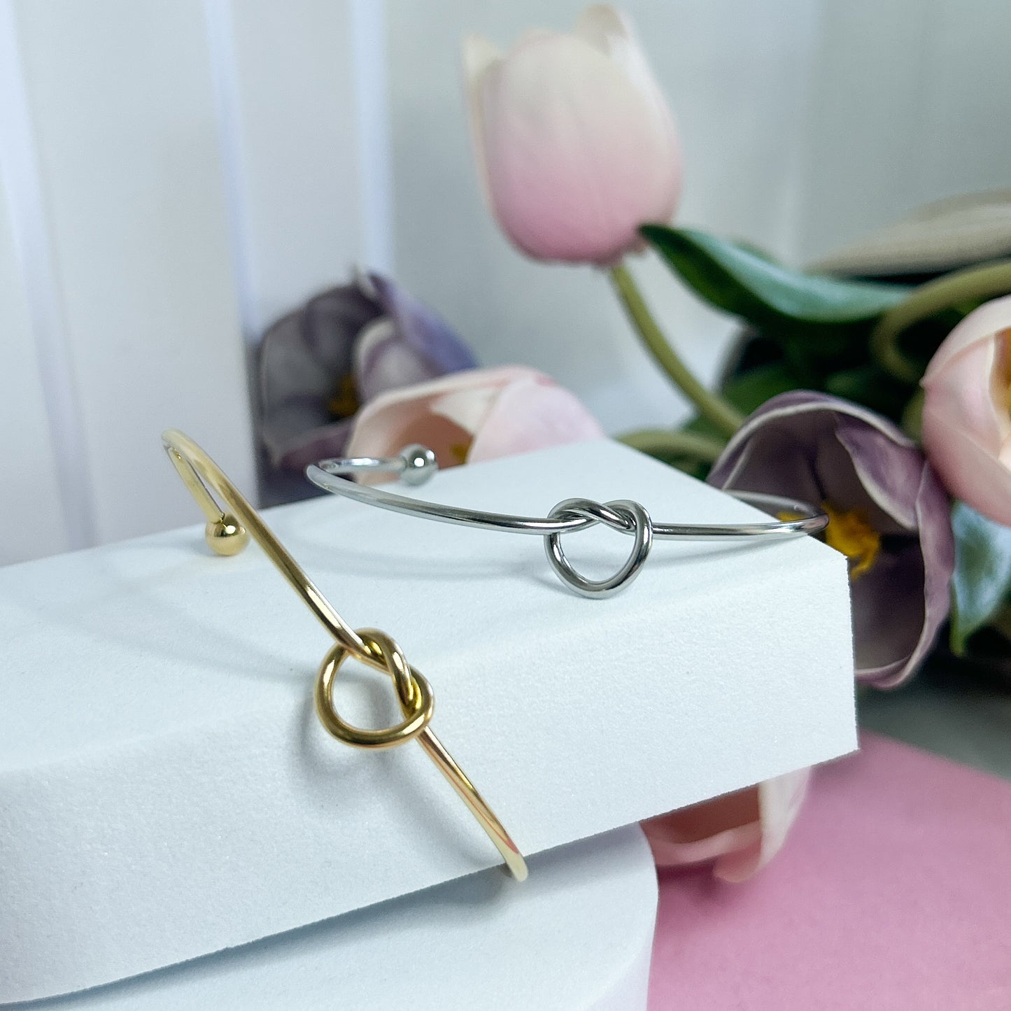 Nudo Eterno Cuff Bracelet