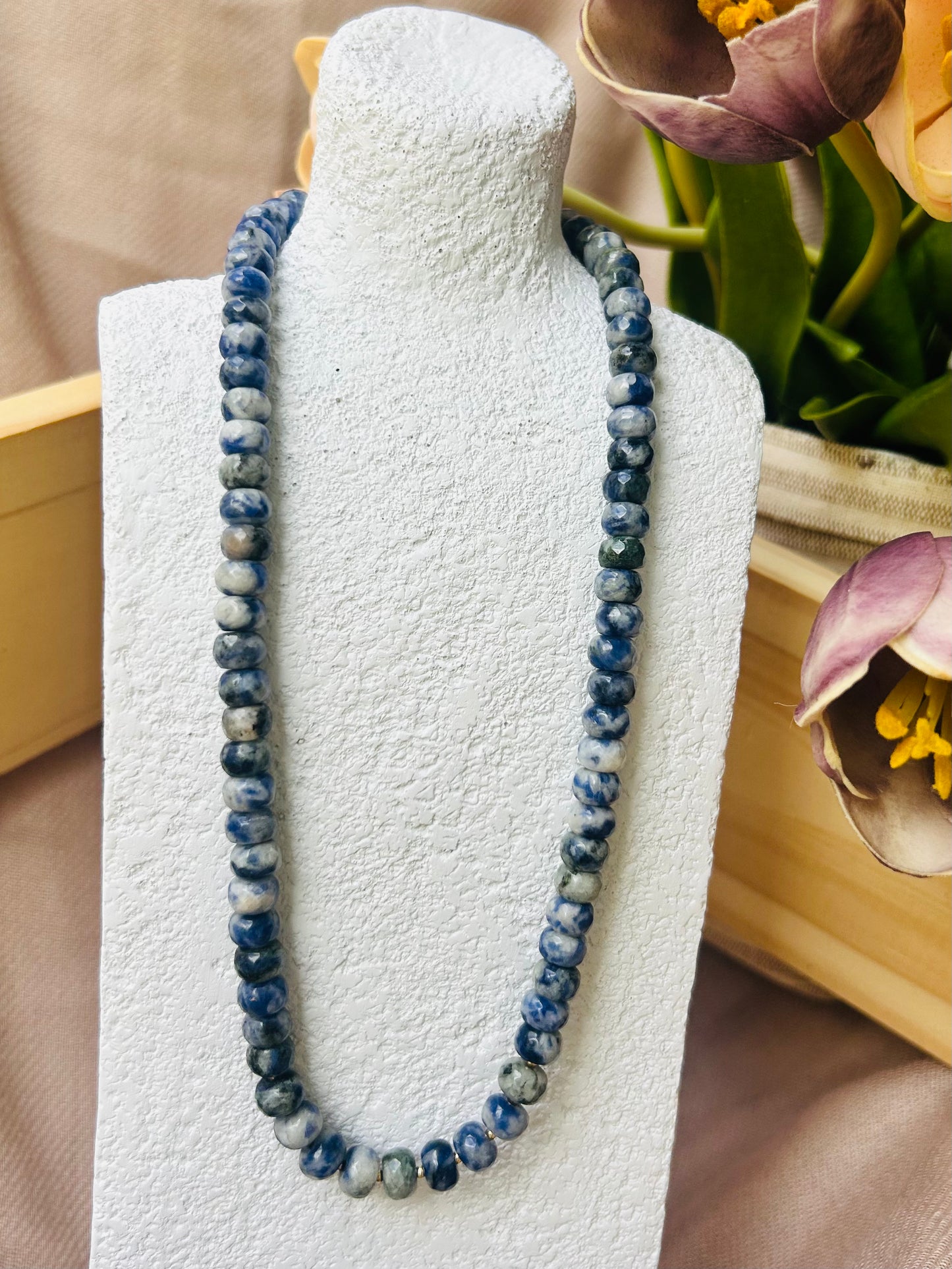 Blue Earth Collar