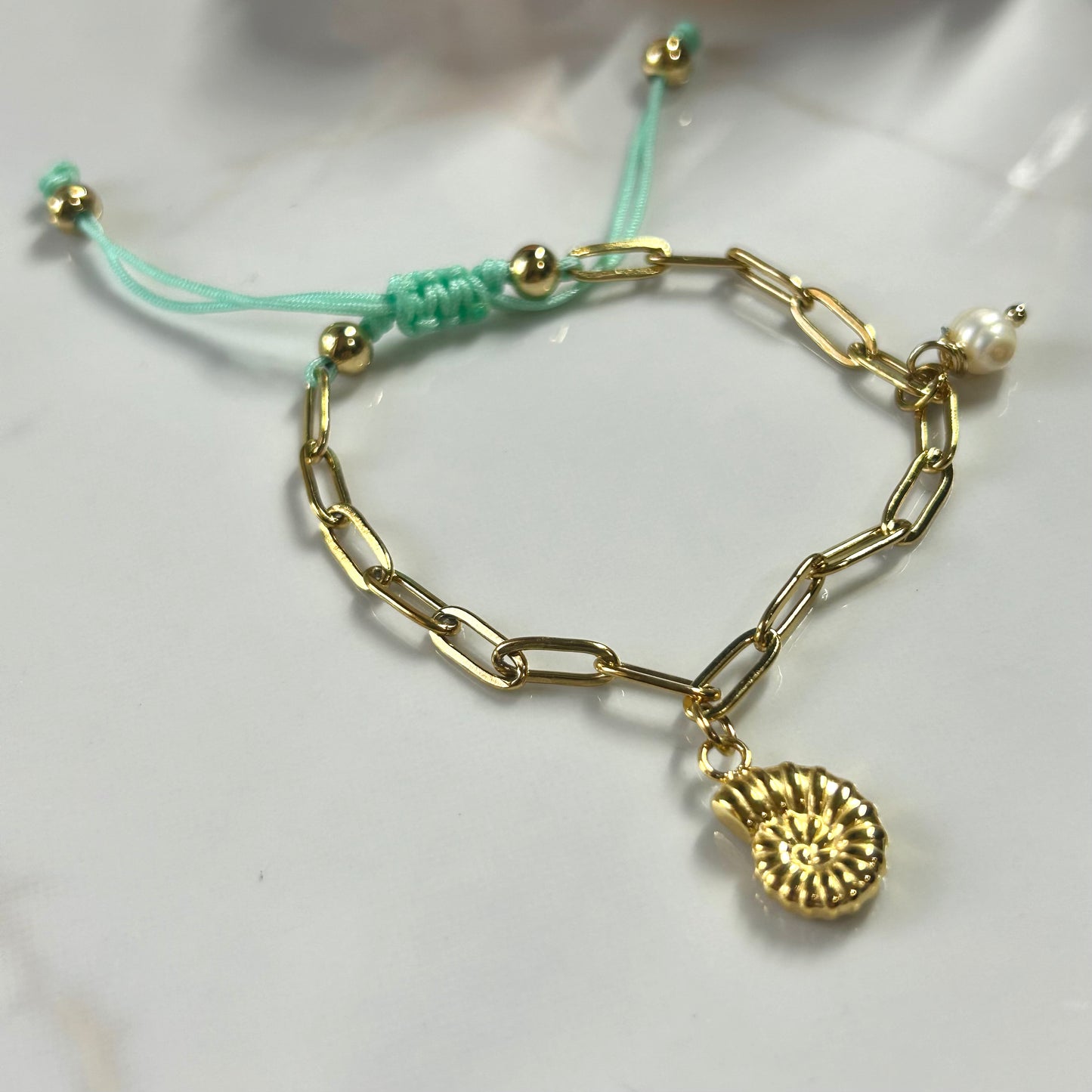 Mi-O bracelet