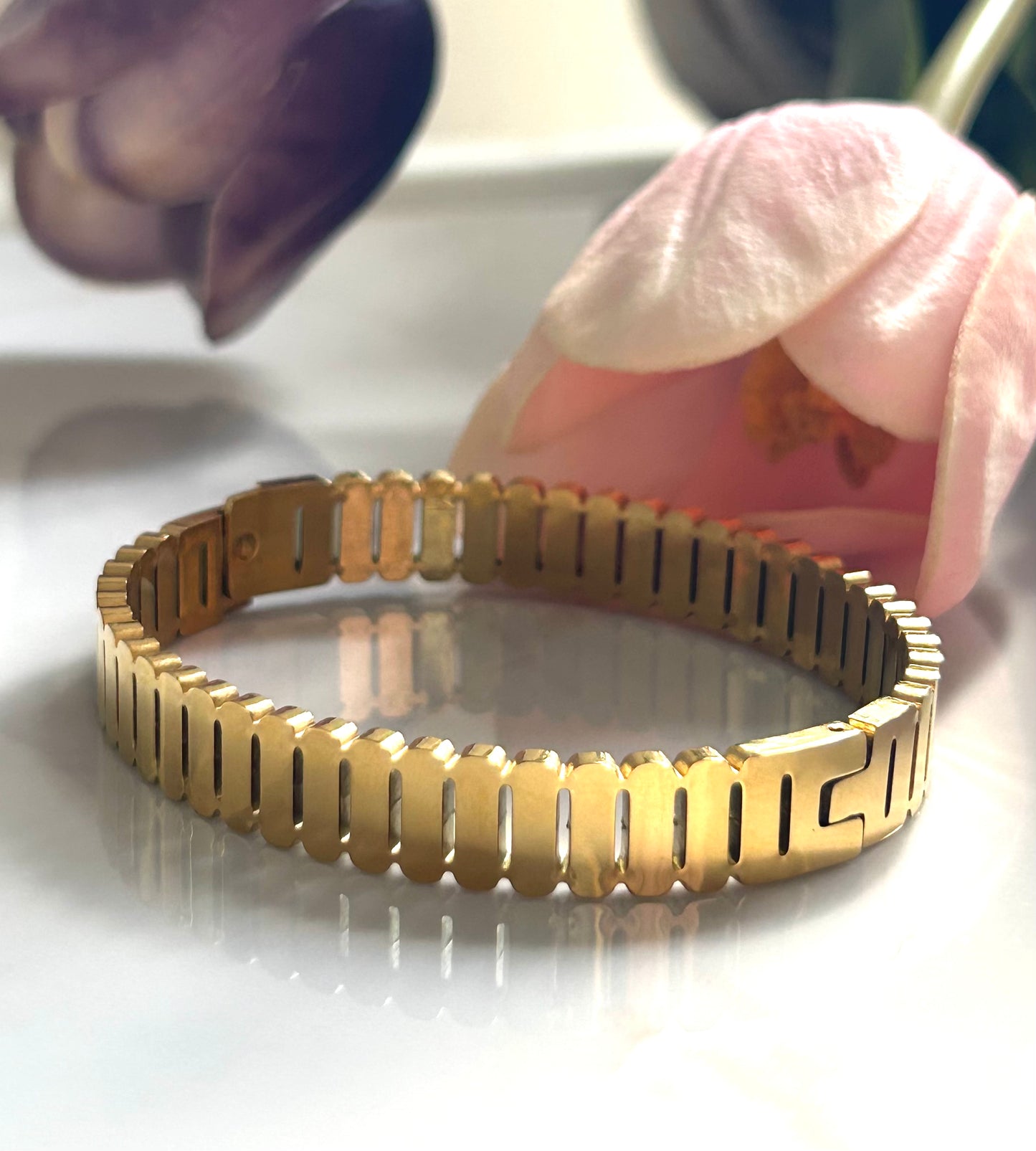 Metal Luxe Bangle