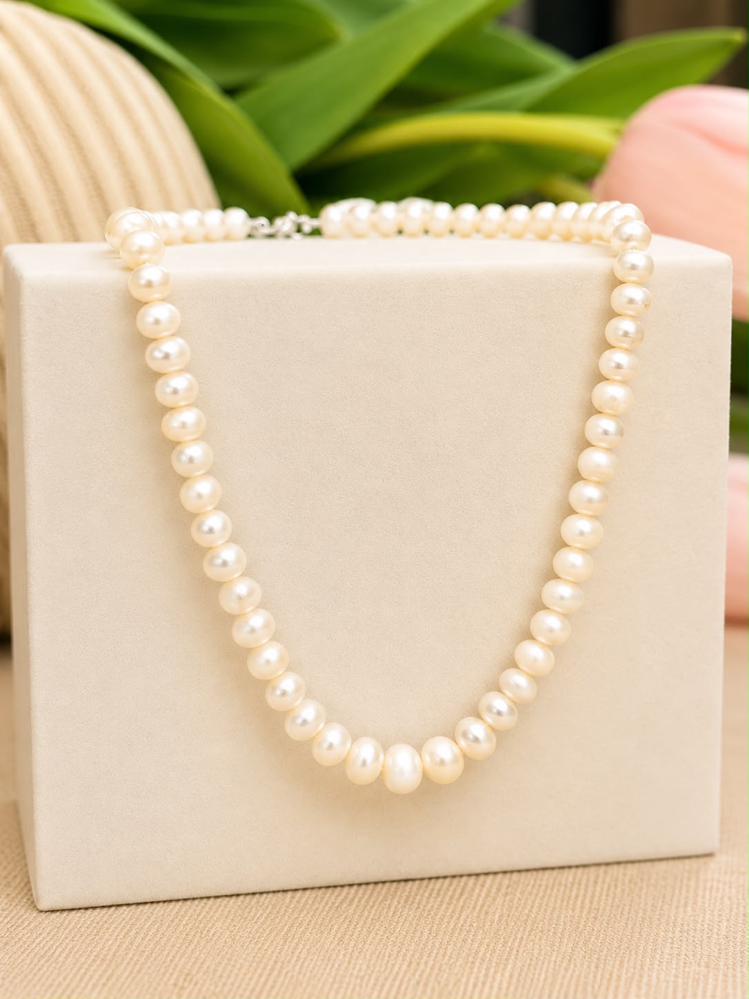 Mini Pearl Necklace