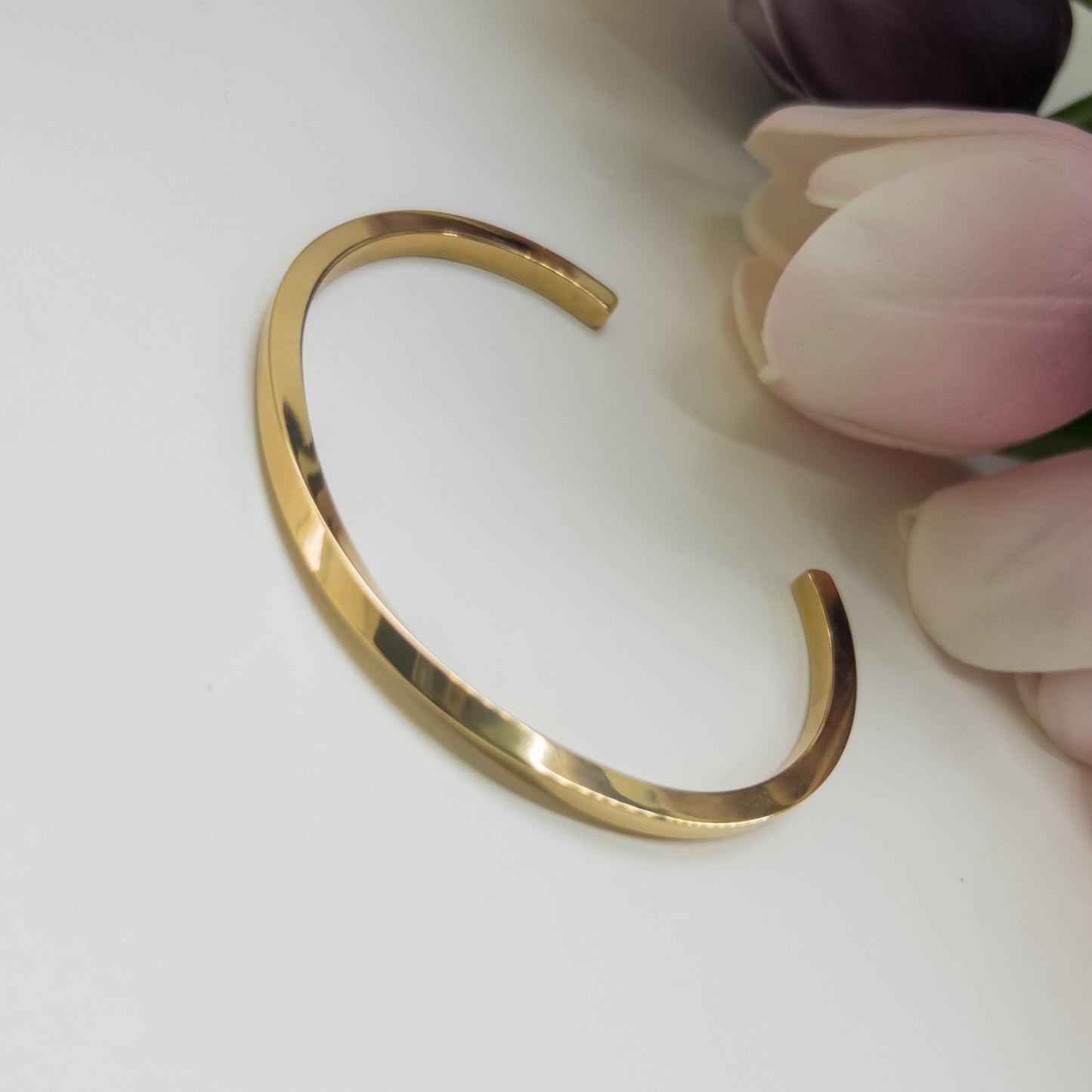 Twix  Wave Cuff Bangle