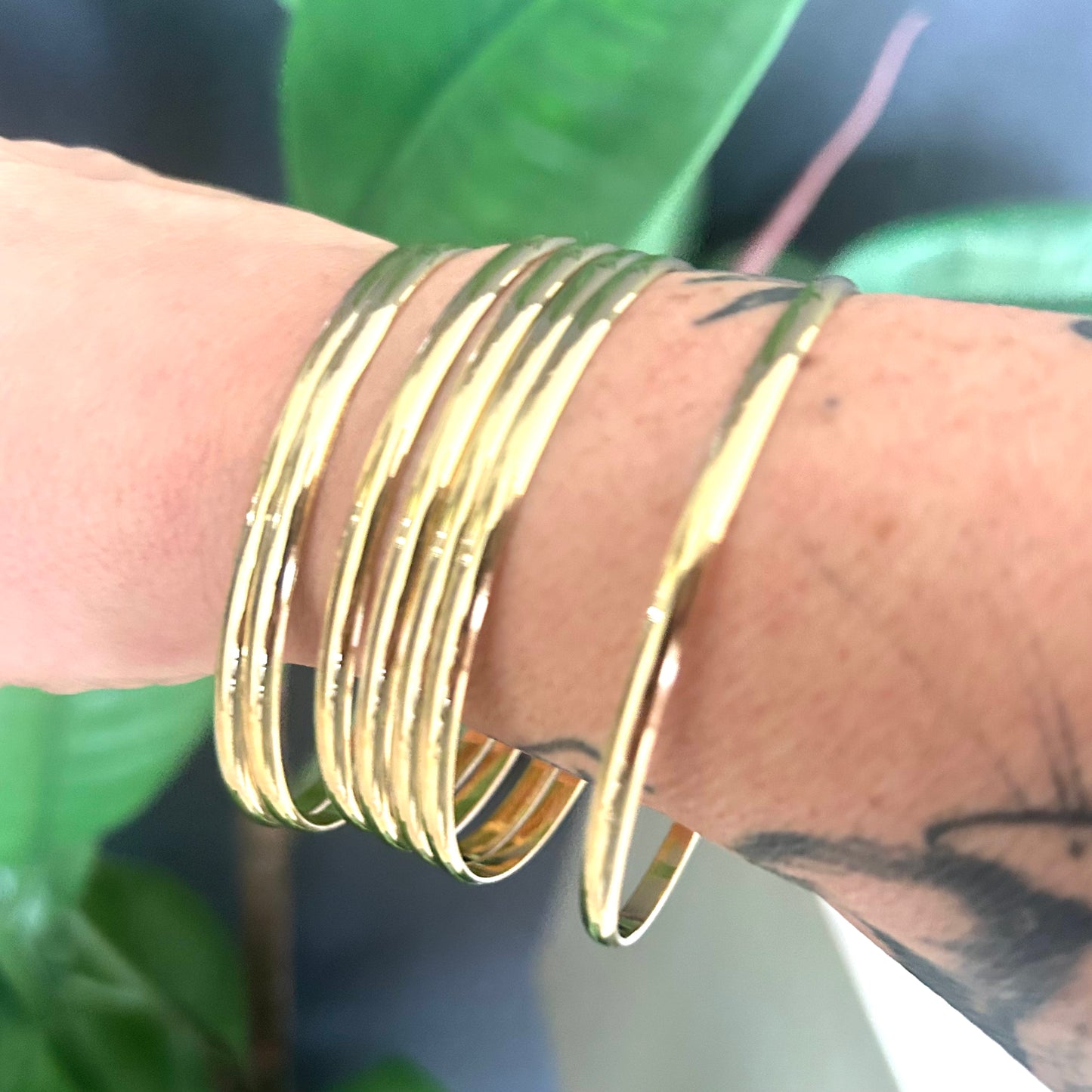 Golden Flow – Set de Bangles en Acero Inoxidable