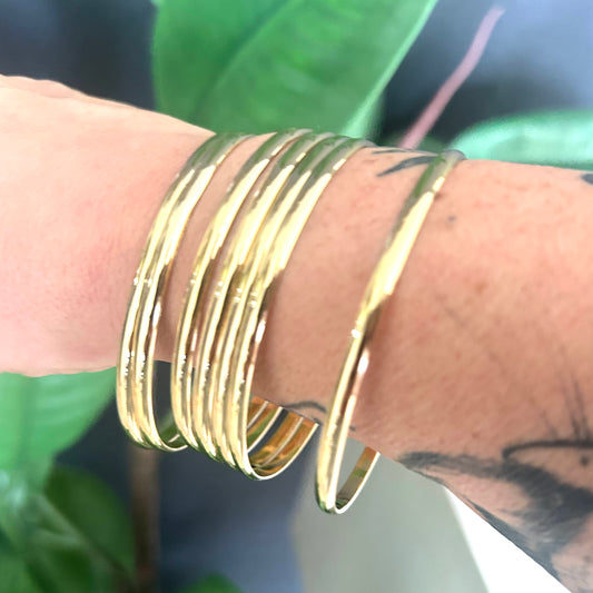 Golden Flow – Set de Bangles en Acero Inoxidable