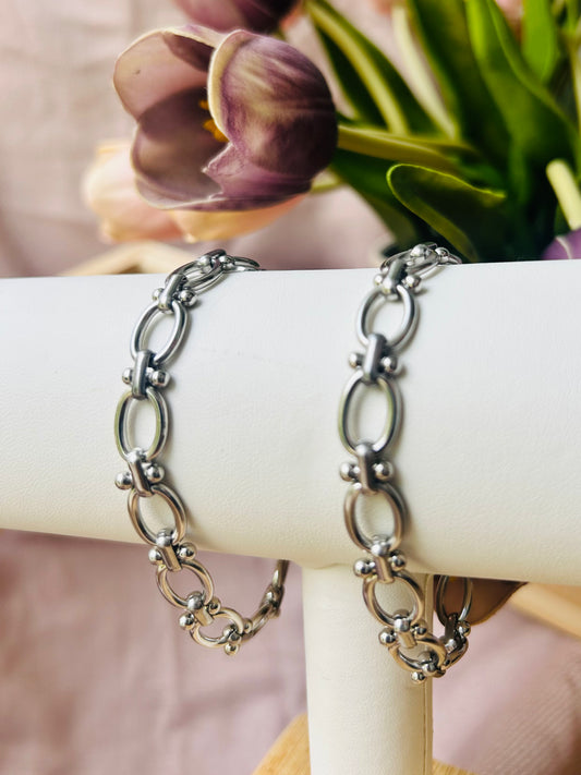 Oval Magestic Bracelet