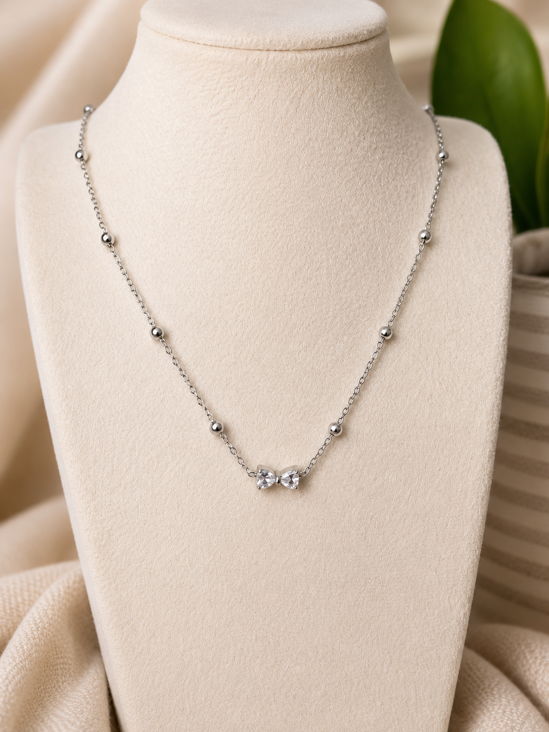 Crystal Bow Chain