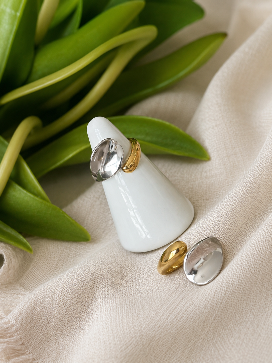 Dual Muse Ring