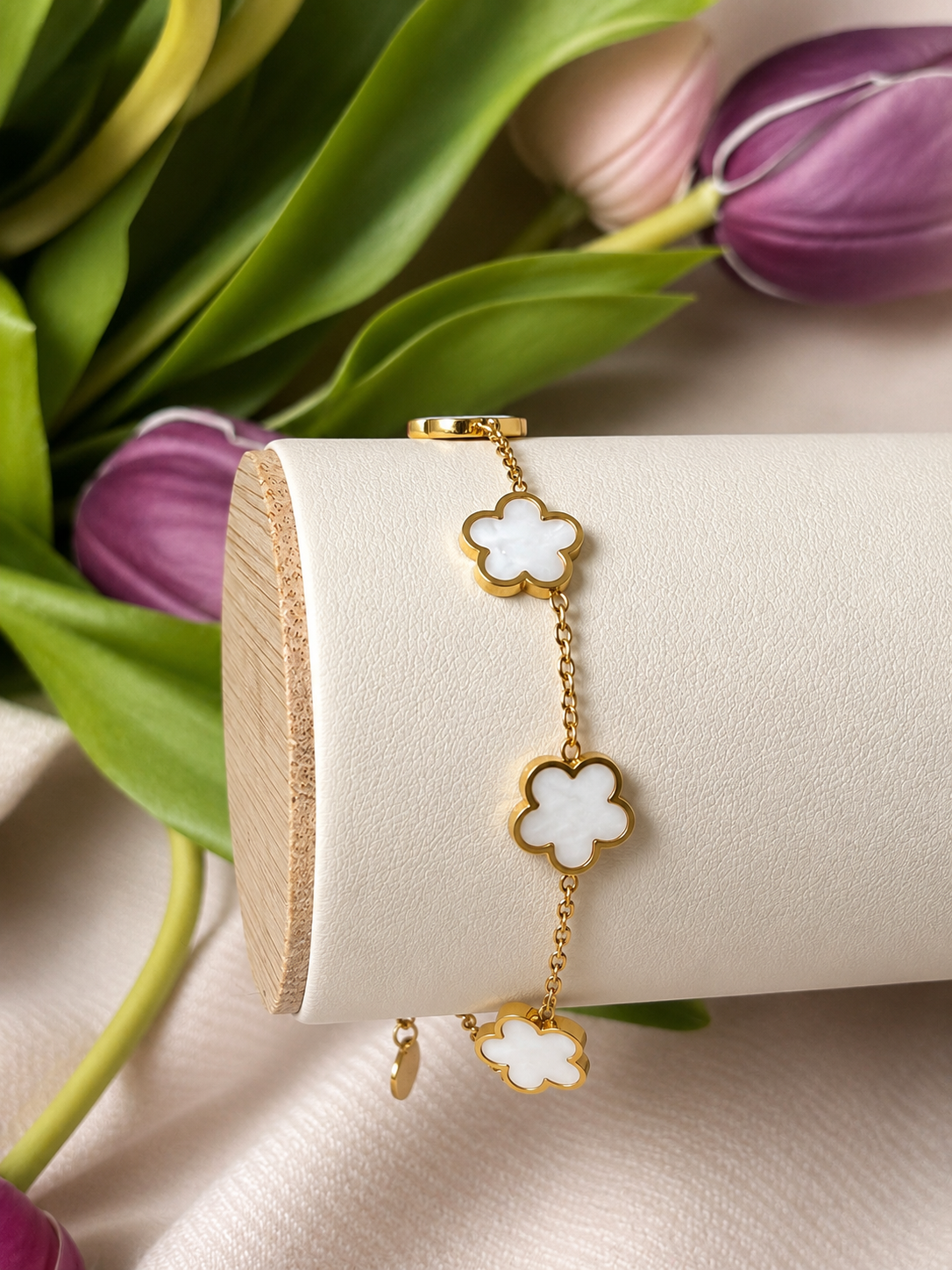 Flower Glow Bracelet